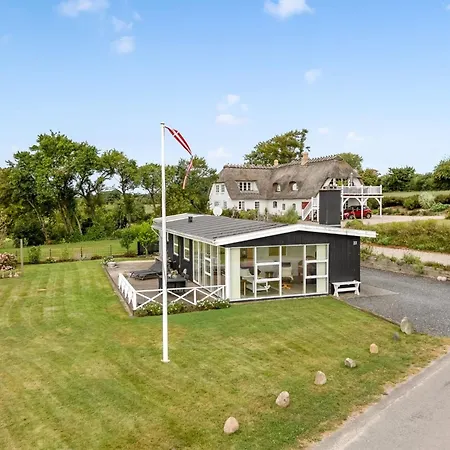 Teodosija - 20m From The Sea By Interhome *