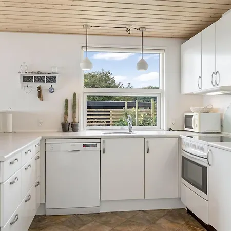 Teodosija - 20m From The Sea By Interhome