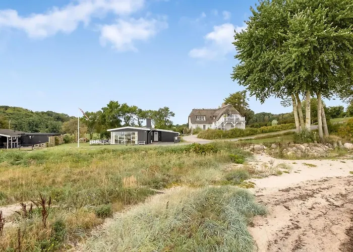 Teodosija - 20m From The Sea By Interhome *